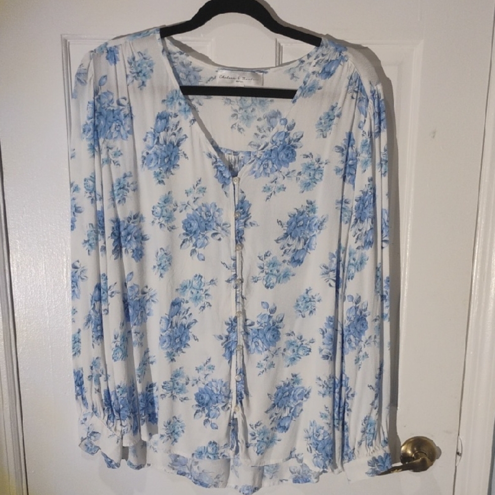 Chelsea & Theodore White and Blue Floral Blouse